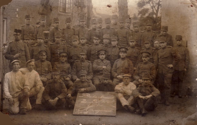 Opa Geert Aalders in dienst in 1918 (klik om te vergroten)